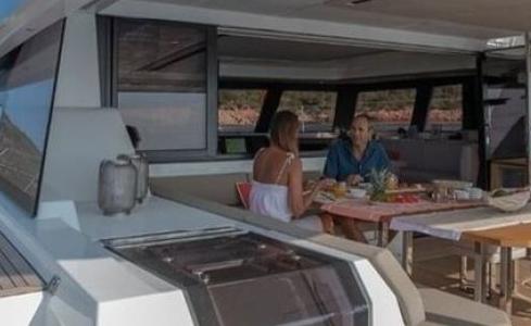 INSPIRANTE Fountaine Pajot 7