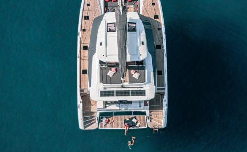 OKINAWA Fountaine Pajot 2