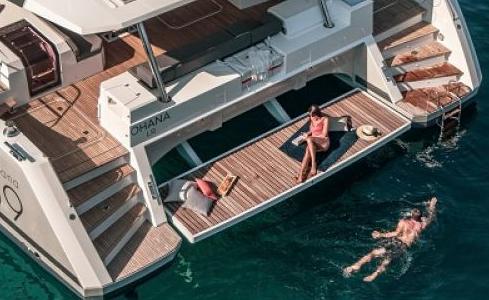 OKINAWA Fountaine Pajot 5