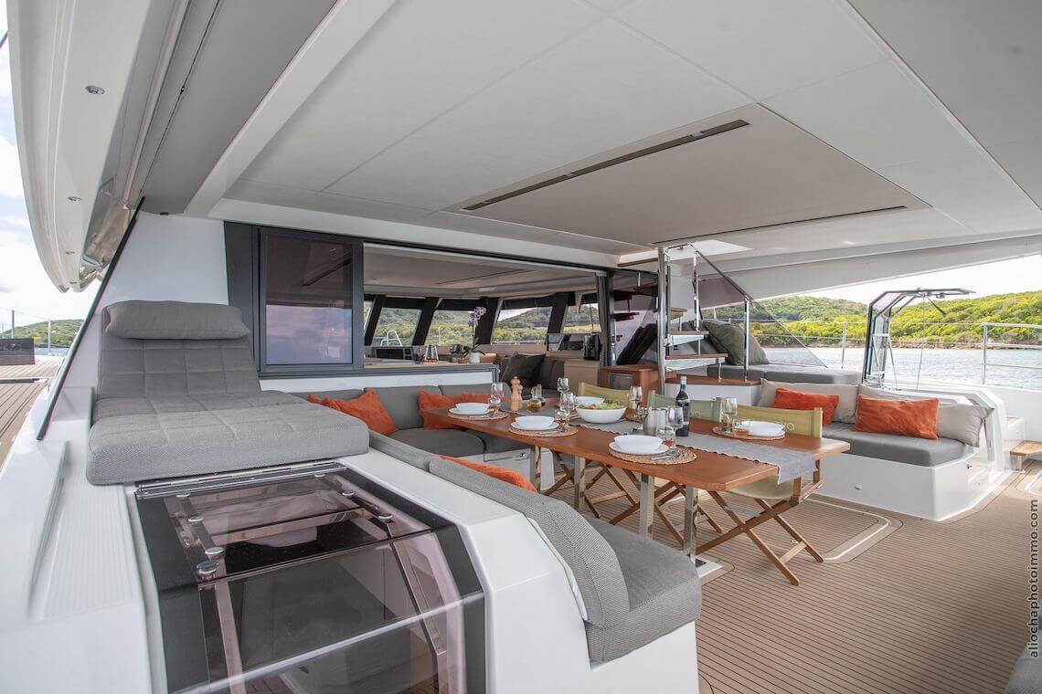 OKINAWA Fountaine Pajot 13