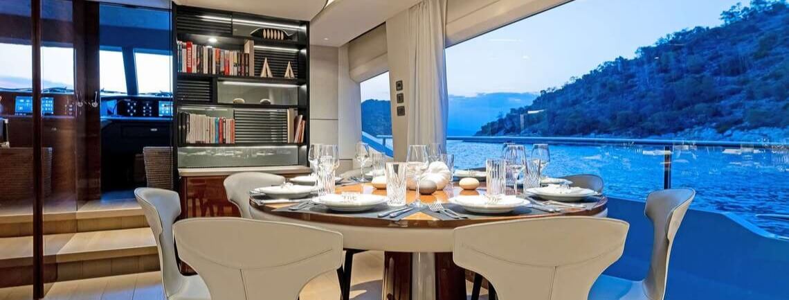 VISTA Princess Yachts 11