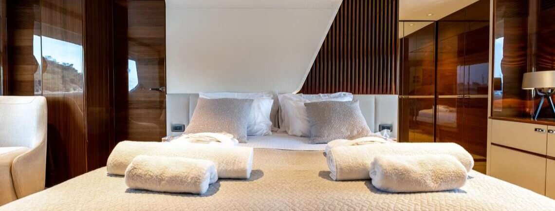 VISTA Princess Yachts 12