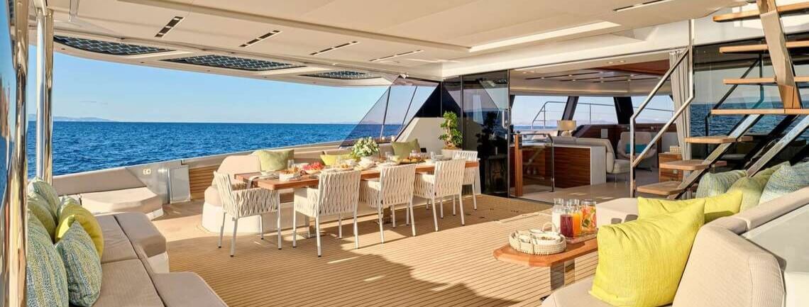 AD ASTRA 80 Fountaine Pajot 4