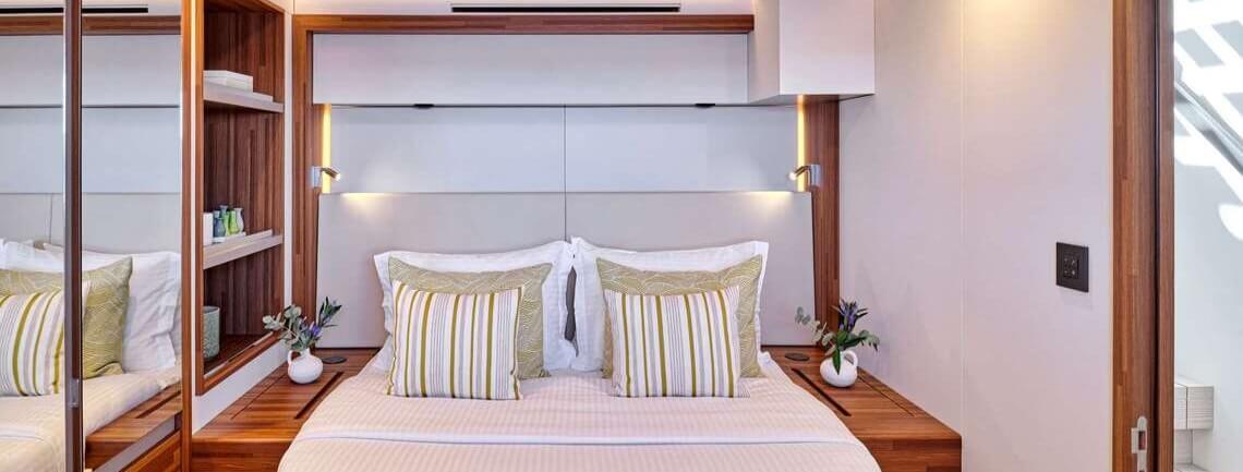 AD ASTRA 80 Fountaine Pajot 14