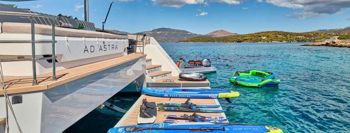 AD ASTRA 80 Fountaine Pajot 6