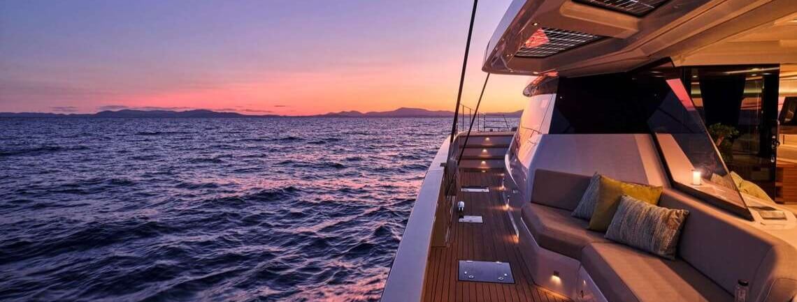 AD ASTRA 80 Fountaine Pajot 8
