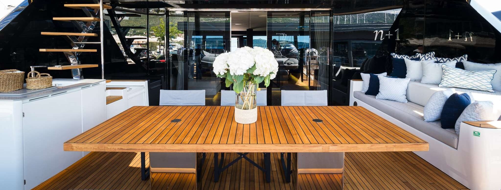 n+1 Sunreef Yachts 22