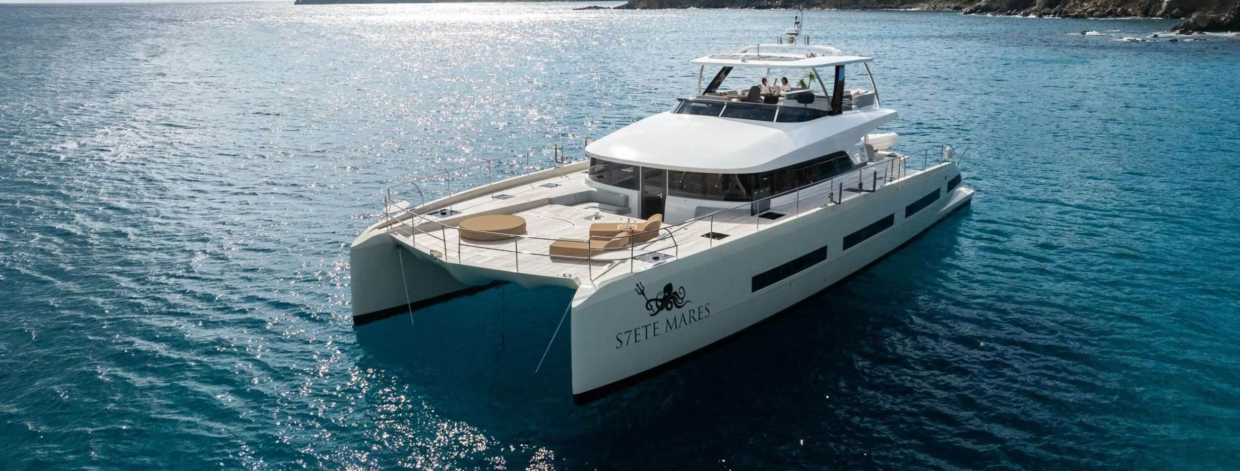 SIETE MARES Lagoon Catamaran 1