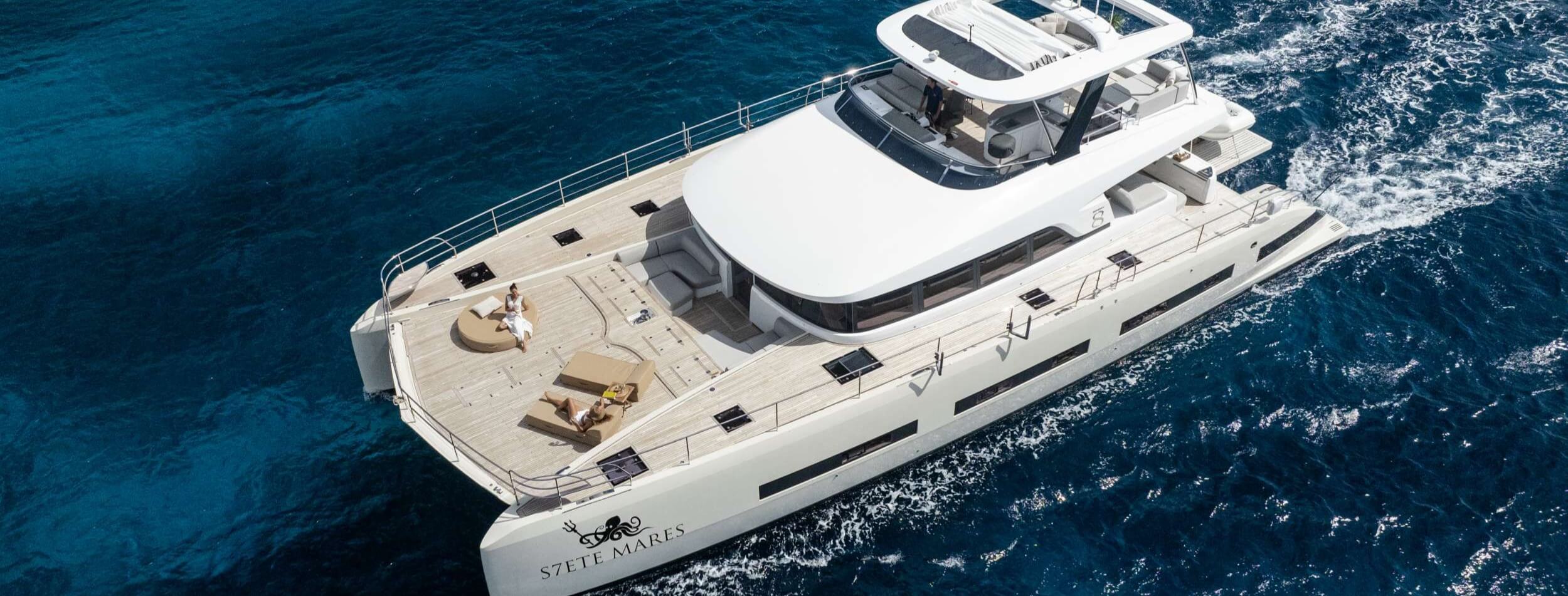 SIETE MARES Lagoon Catamaran 18