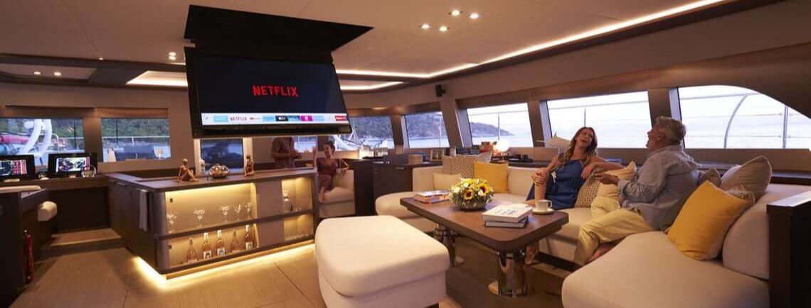 CRAZY HORSE Lagoon Catamaran 14