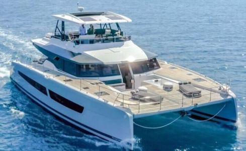 DOMPE																Fountaine Pajot 0