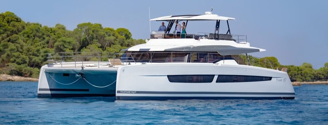 DOMPE Fountaine Pajot 1