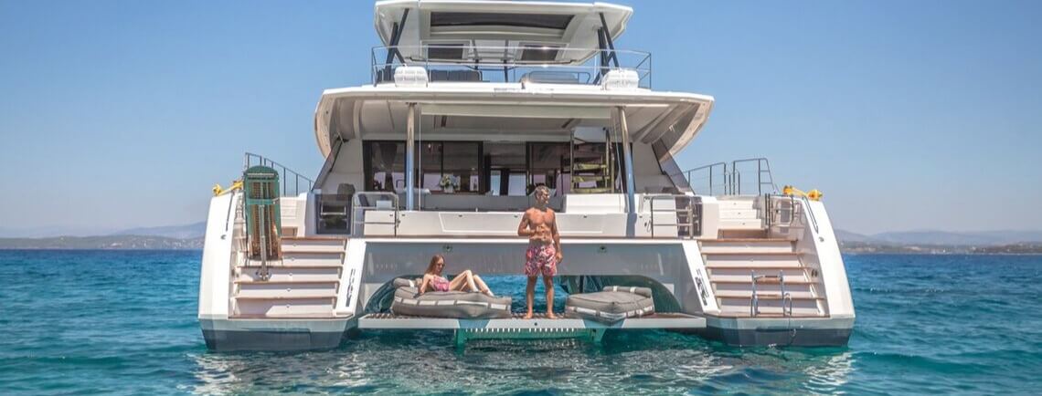 DOMPE Fountaine Pajot 2