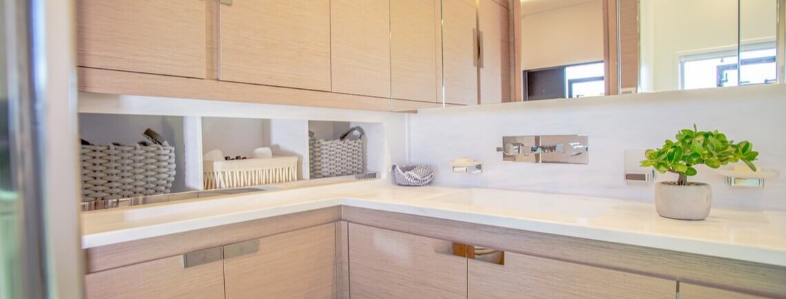 DOMPE Fountaine Pajot 14