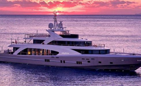 Location de yacht de luxe LA PELLEGRINA 1