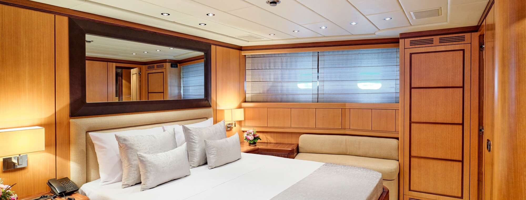 WET PANTHER Overmarine 9