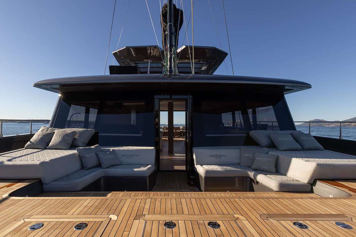 Full Moon Moon Yachts 2