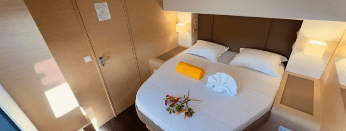 ARGO Fountaine Pajot 11