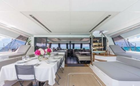 ADEONA Fountaine Pajot 4