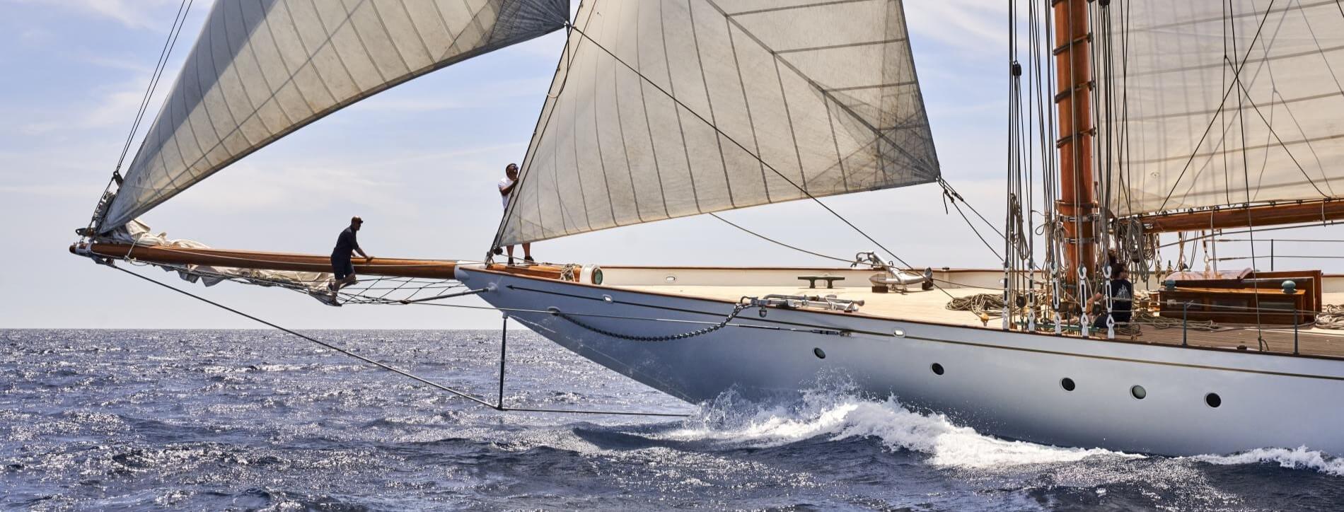 ELENA of LONDON Herreshoff 1