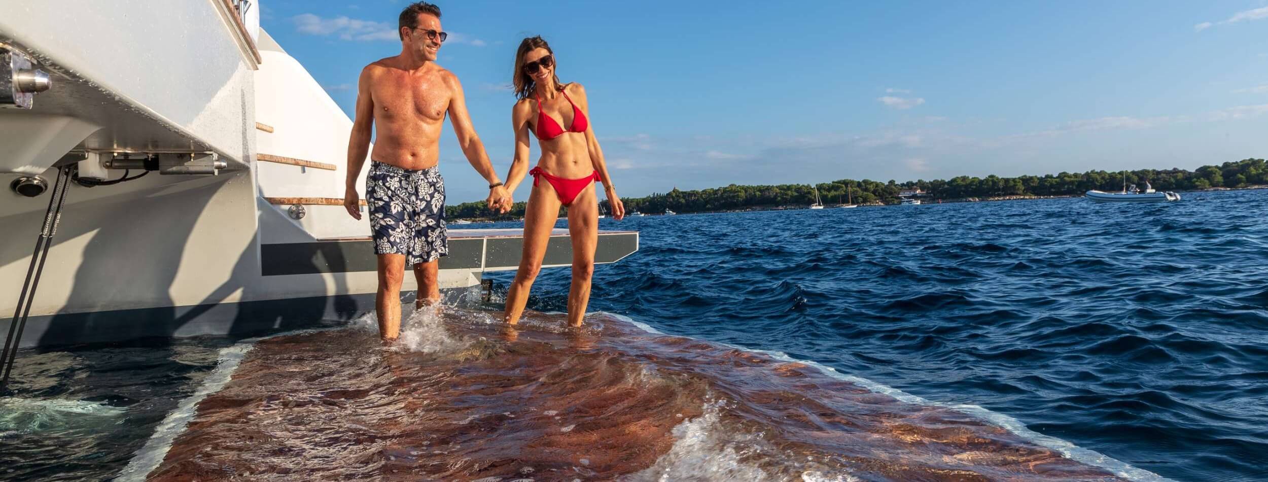 ALINA Fountaine Pajot 8