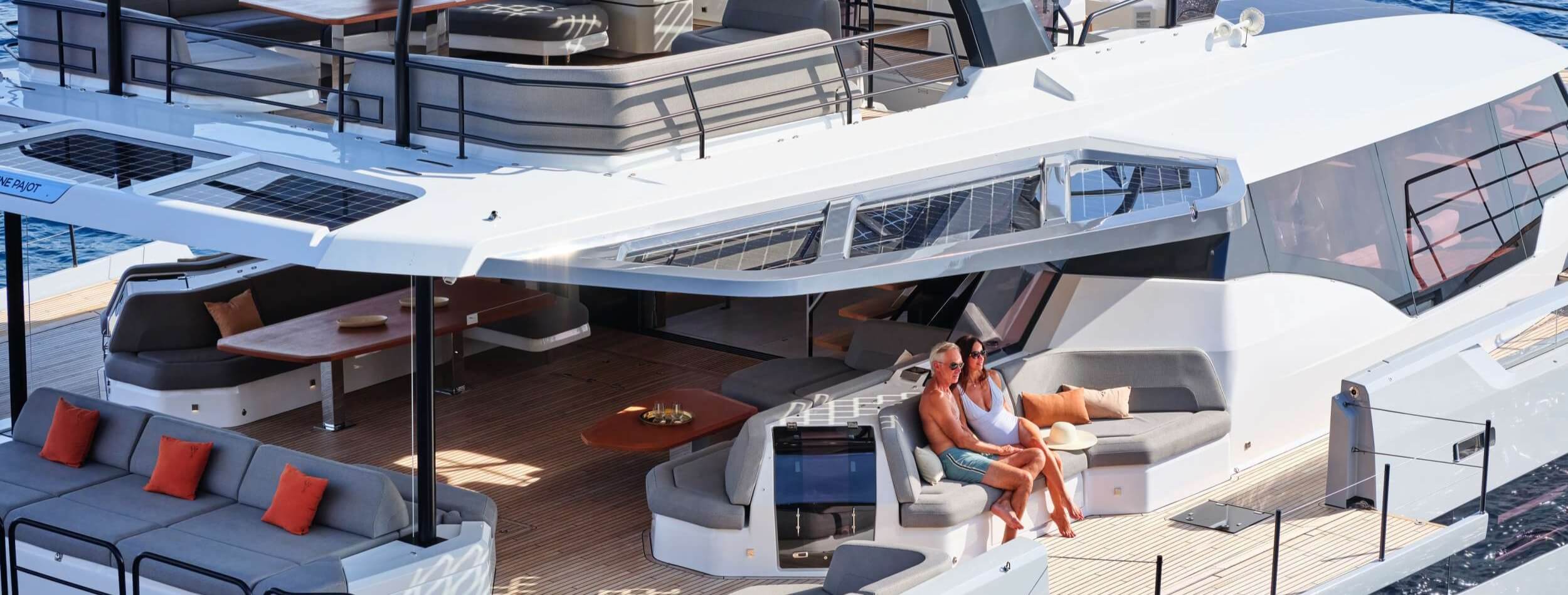 ALINA Fountaine Pajot 10