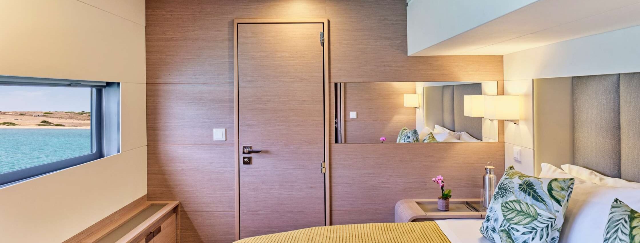 Alegria 67 Fountaine Pajot 14