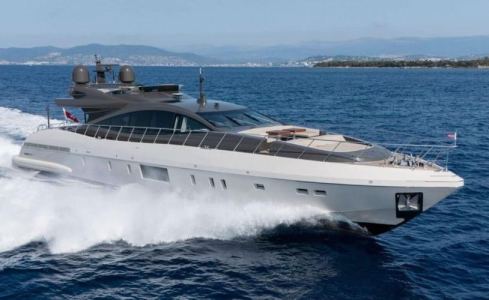 M/Y FANAMAX Overmarine 0