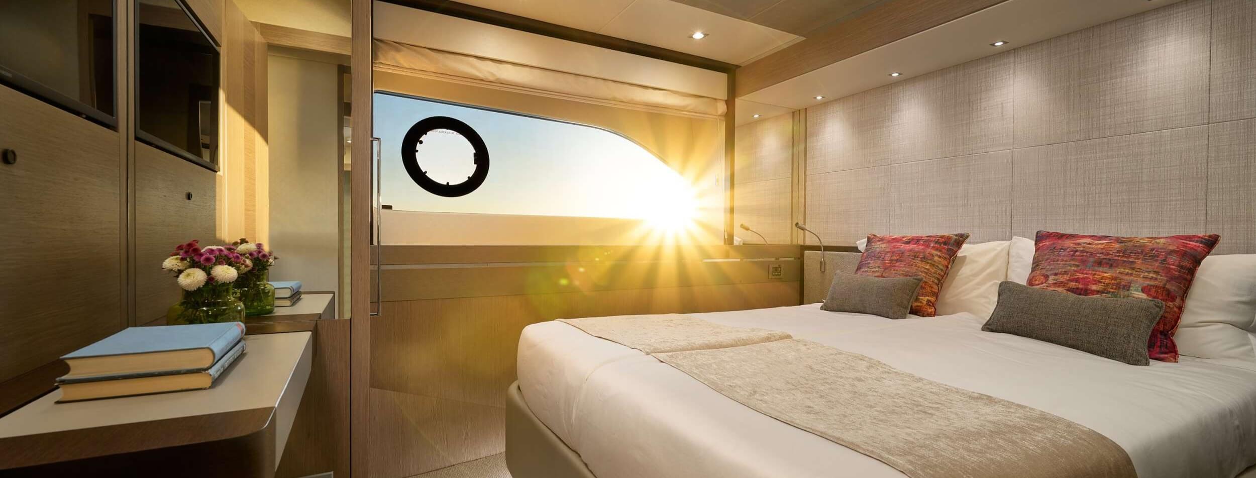 Hideaway Sunseeker 11