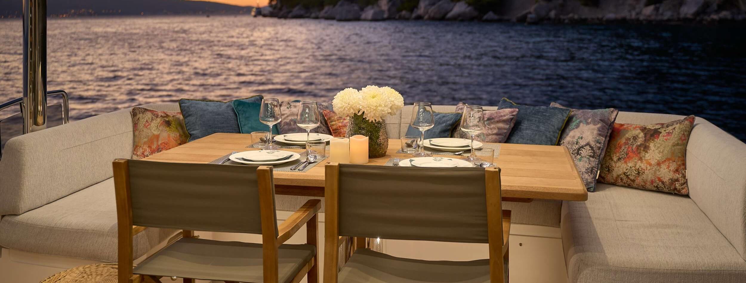 Hideaway Sunseeker 13