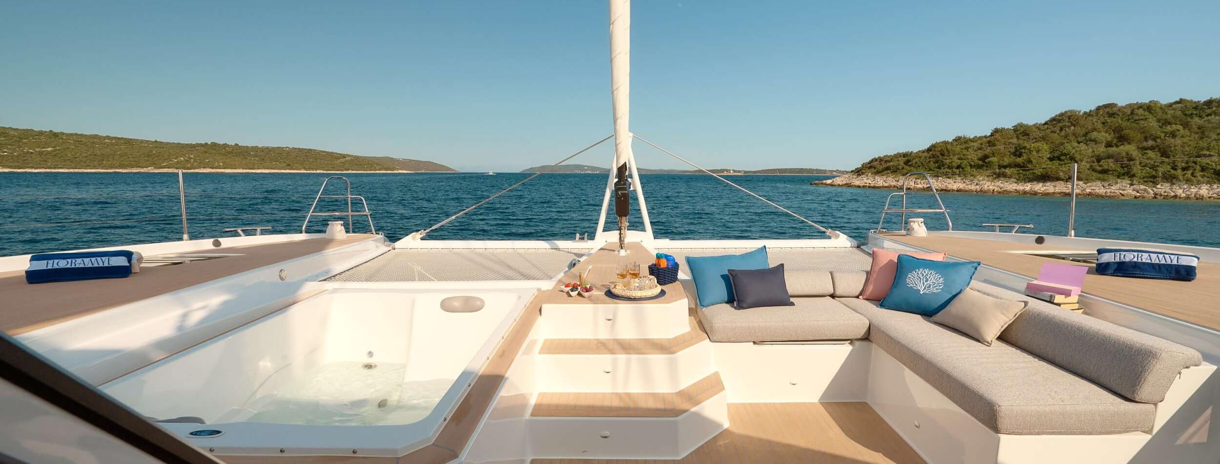 Floramye Fountaine Pajot 5