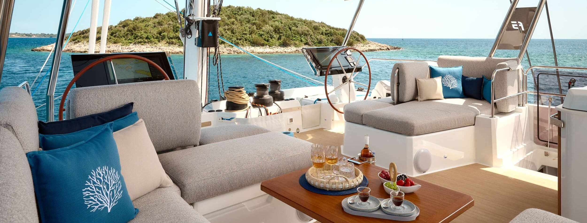 Floramye Fountaine Pajot 6
