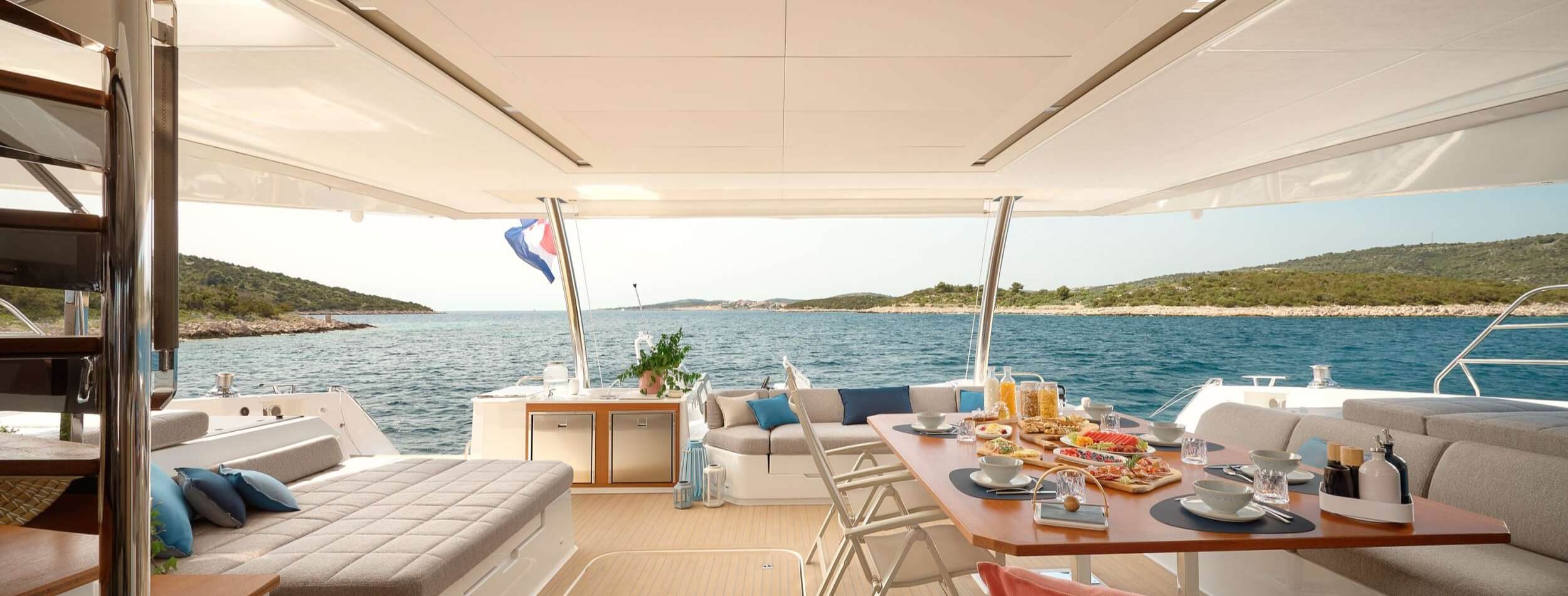 Floramye Fountaine Pajot 11
