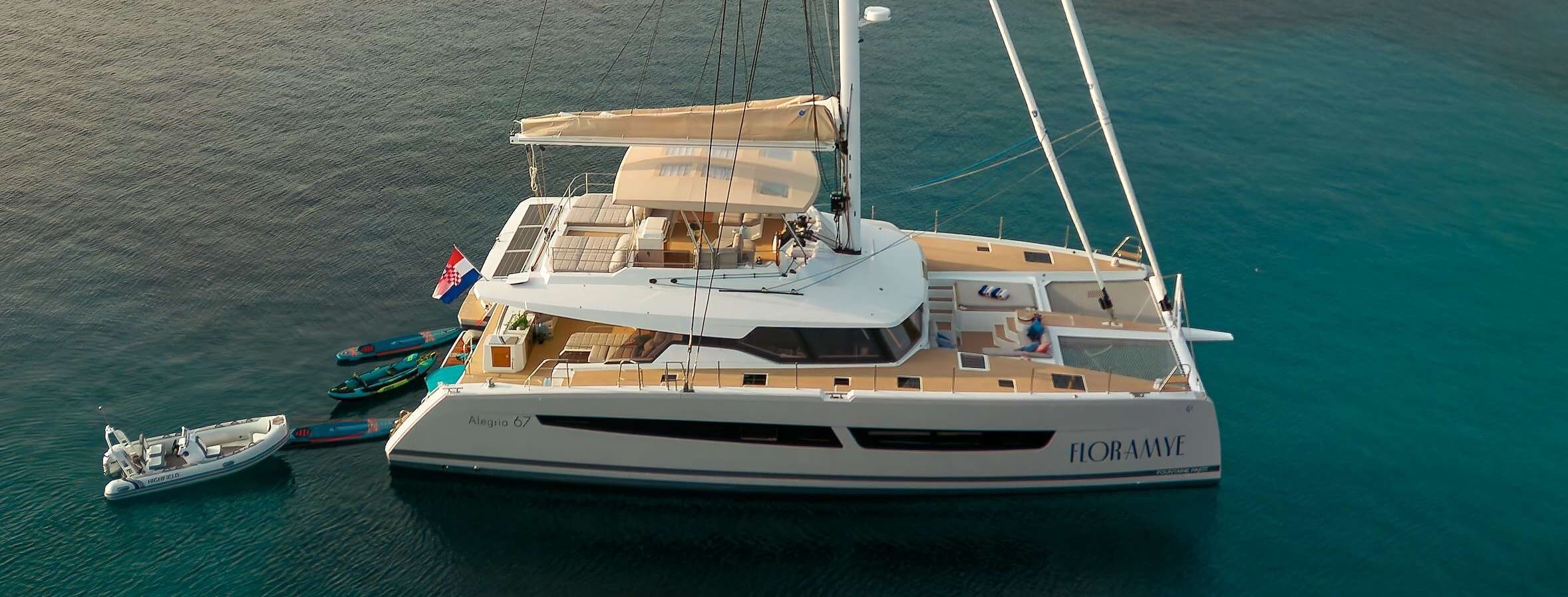 Floramye Fountaine Pajot 2